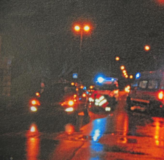Si schianta contro un’auto, muore 38enne 