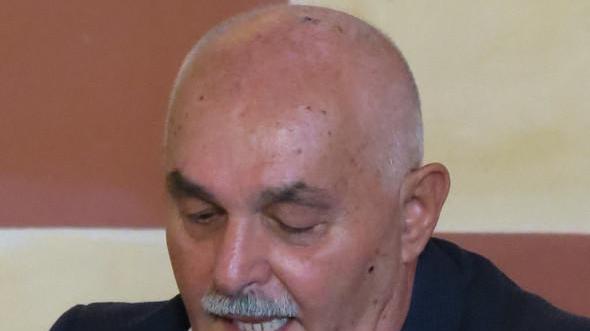 Country club fa 50 anni e chiede aiuto ai soci
