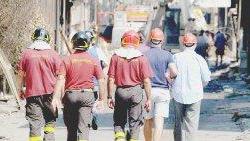 La strada ferita prova a ripartire