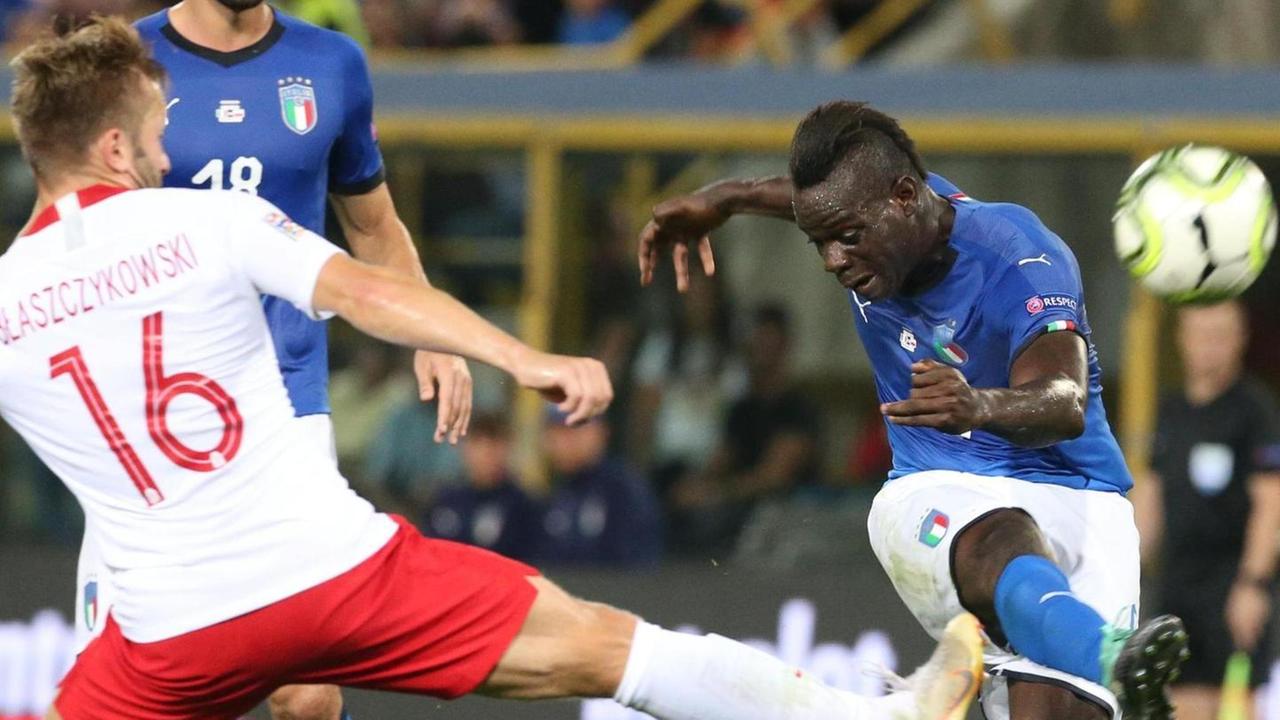 Jorginho (rigore) rimette in piedi l’Italia