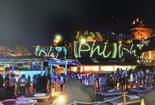 Il Phi Beach saluta: oggi il Closing party