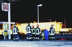 Un momento dell’emergenza scattata per una fuga di gas alla Zetagas