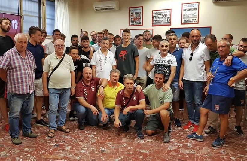 Il club incontra la squadra 