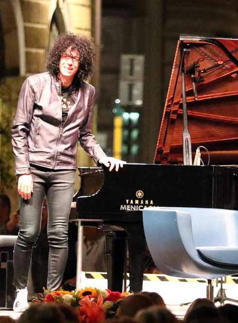 Allevi rivela: «Il meglio riusciamo a darlo quando perdiamo equilibrio e certezze»