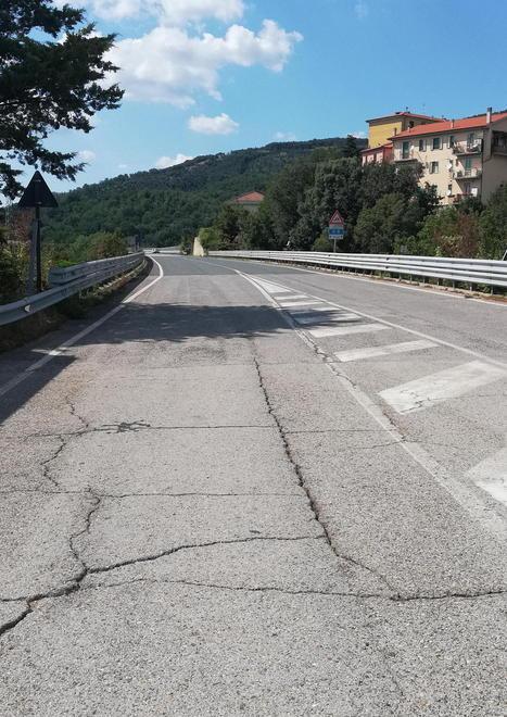 «Sul viadotto di Prata solo assestamenti normali»