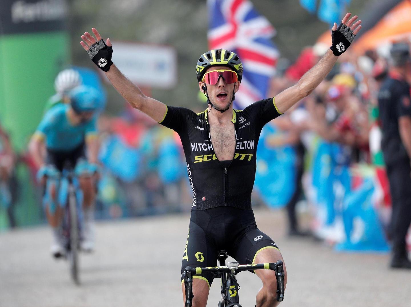 Tappa e maglia rossa per Yates Aru si regala spiccioli di speranza