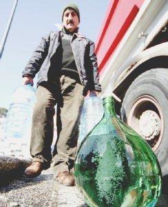 Oggi due autobotti a disposizione a Santa Croce