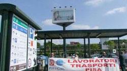 Sciopero aeroporto, Sat precetta i dipendenti bloccano il parcheggio