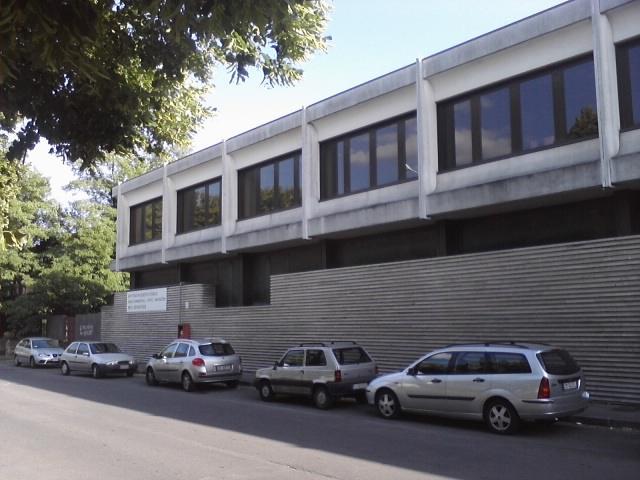 L'esterno del Lanificio Cangioli in via del Bisenzio
