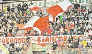 La curva Pistoia, covo storico del tifo biancorosso, si è data delle regole