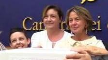 «Ho detto a mia figlia che per proteggerla convinco le persone a vaccinare i bimbi»