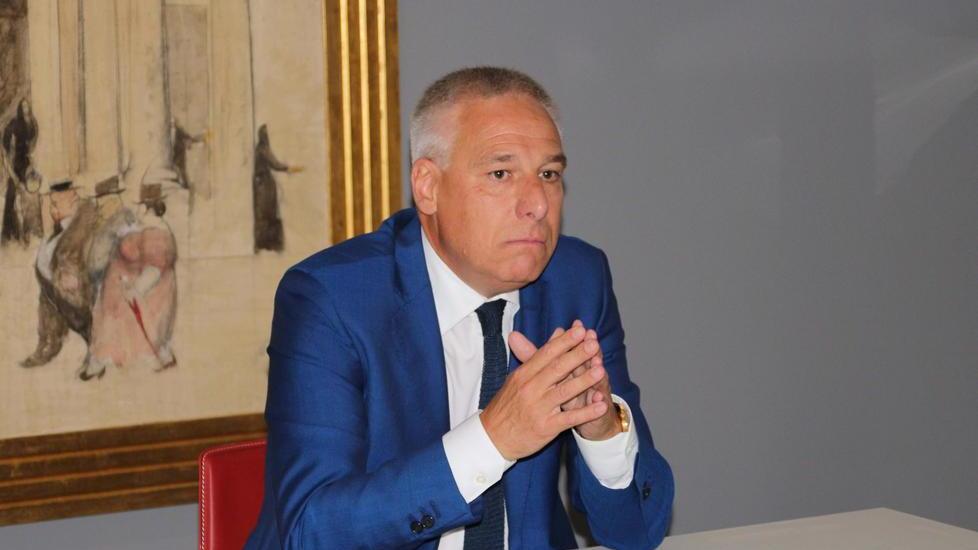 Avviso di garanzia a sindaco e dirigenti per i contenziosi con due noti locali
