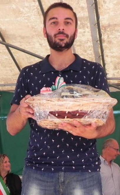 Quasi 500 iscritti alla fiera nazionale degli uccelli a Villa Baciocchi
