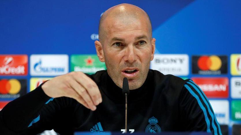 United, Zidane pronto a fare le scarpe a Mourinho
