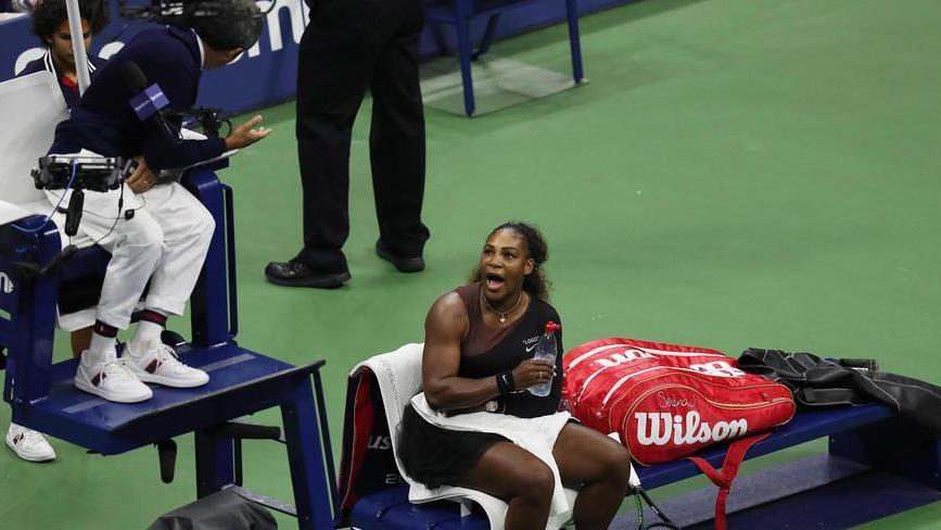 Osaka nella storia Furia Serena Williams contro l’arbitro: «Bugiardo e ladro»
