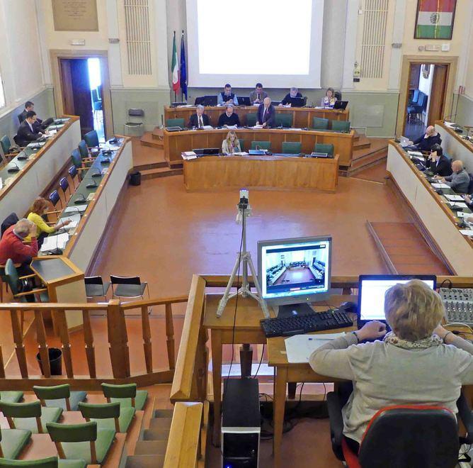 Pd indeciso tra Modonesi e un civico Centrodestra, in pole il leghista Fabbri 