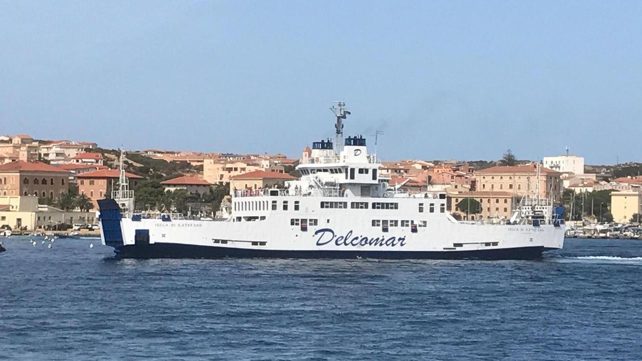 La compagnia Delcomar stabilizza altri 35 marittimi 
