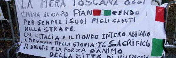 L'addio di Viareggio ai suoi mortiOra vogliamo verità e giustizia