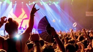 Fuori dalla discoteca con l’anfetamina pronta per lo spaccio