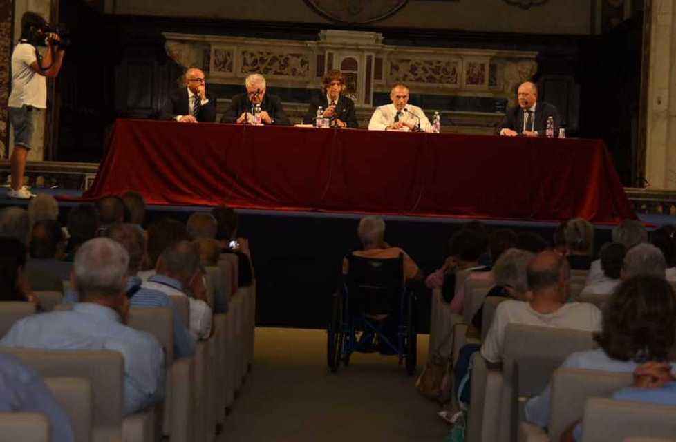 San Romano gremito per l’incontro con Cottarelli
