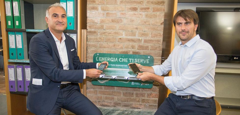 Arriva la charge box per ricaricare gratis tutti gli smart phone 