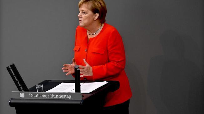 Merkel, nessuna scusa per attacchi nazi