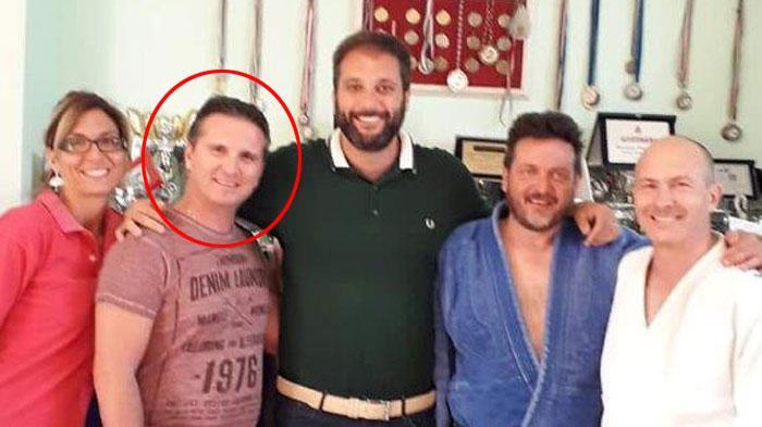 Marco Morganti (il secondo da sinistra nel cerchio rosso) con l'assessore Cosentini (al centro)