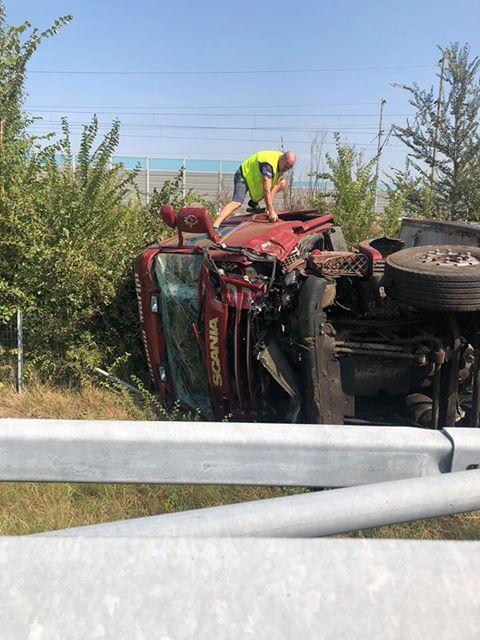 Tamponamento tra camion in A1, rallentamenti