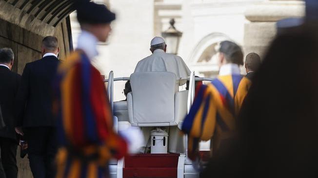 Abusi, il Papa convoca i presidenti delle conferenze episcopali