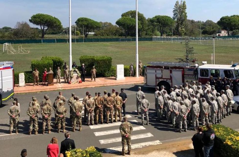 Camp Darby ricorda le vittime dell’attacco