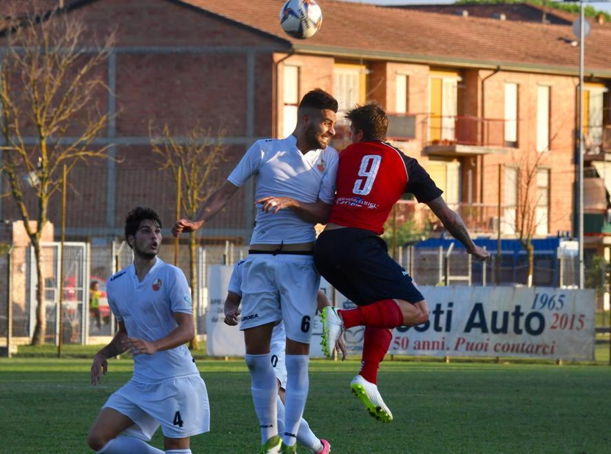 Lucchese nel girone toscano-ligure-piemontese 