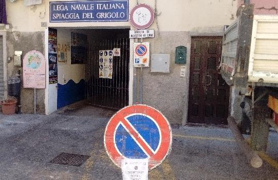 Cento metri di tubazioni da sostituire per il guasto 