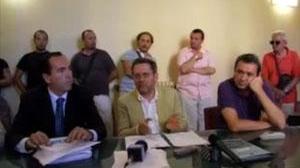 Verso il crac, il video e le carteIl sindaco: 'Scopriamo un abisso'