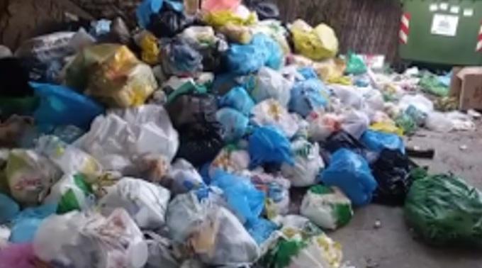 Rifiuti non ritirati? Colpa dei cittadini 