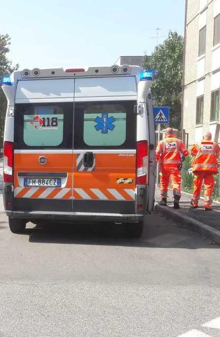 Trovata senza vita in casa: era morta da oltre un mese