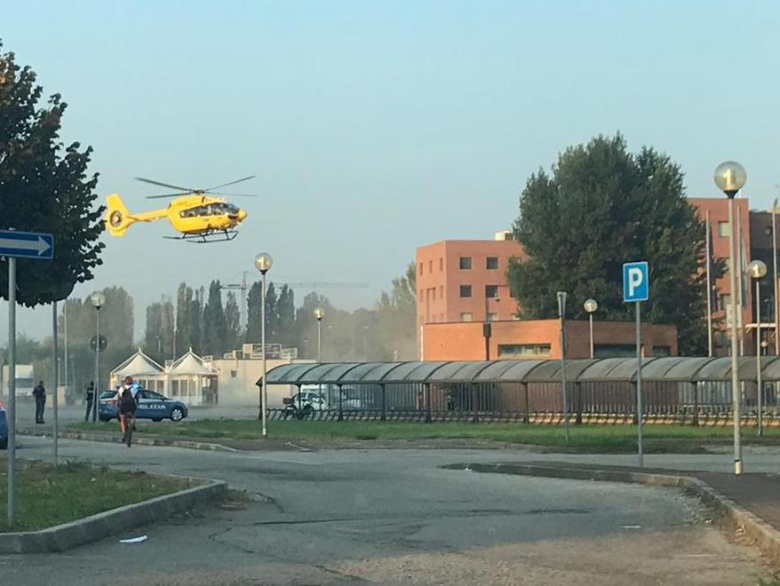 L’alcol per accendere il fuoco, ora è fin di vita per le ustioni 