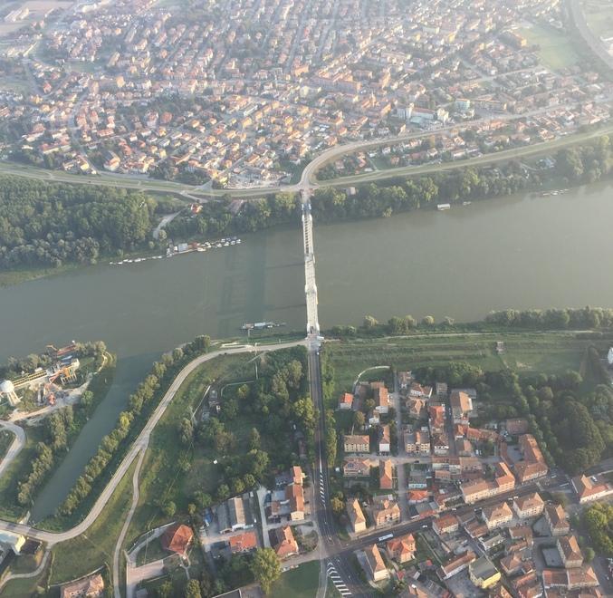 Il ponte sul Po pronto tra un mese, è corsa contro il tempo 