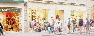 Viale Chiesa, inutile aprire la sera