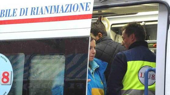 Muore mentre fa legna malore fatale a un 70enne