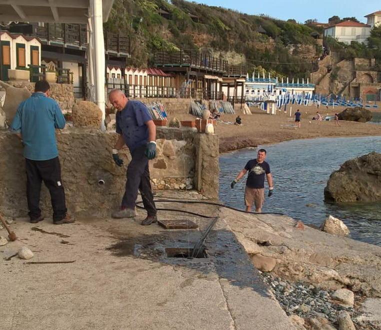 Fognature sorvegliate speciali niente bagno a Castiglioncello 