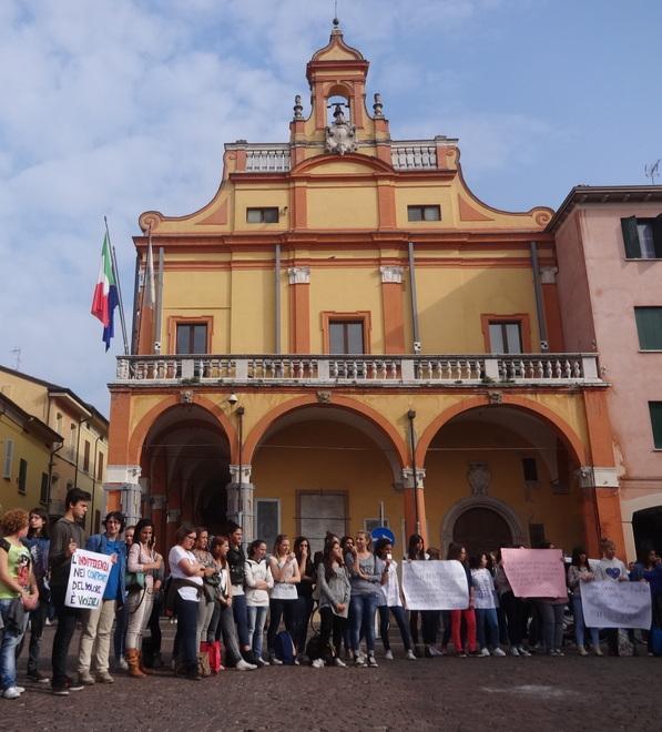 I diritti sì, la mafia no Imparare a vivere sui banchi di scuola 