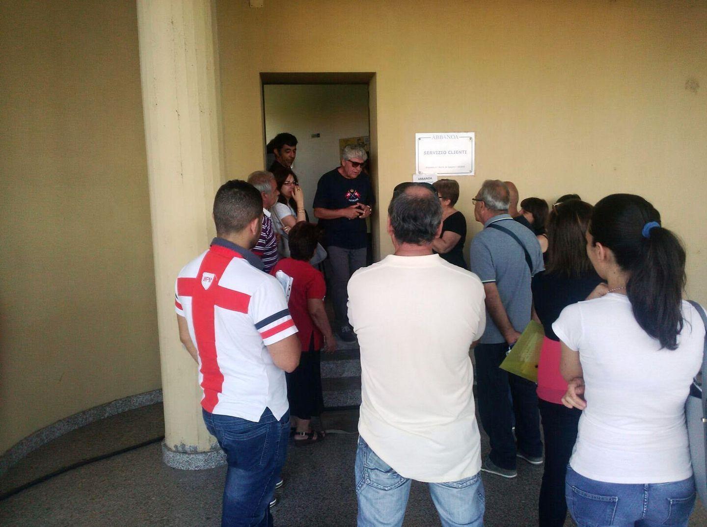 Abbanoa, uffici chiusi e proteste 