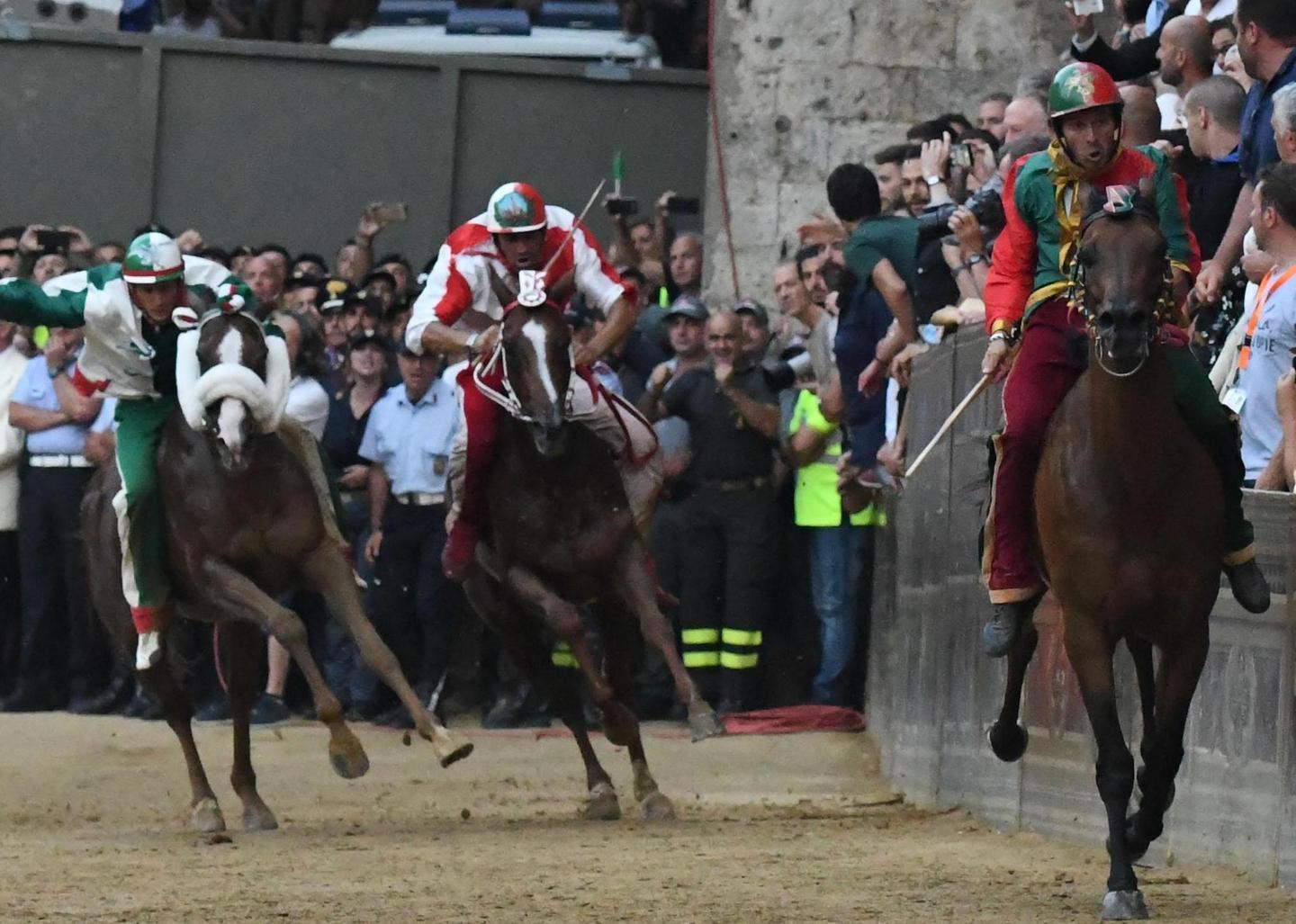 Ok delle contrade al Palio-bis