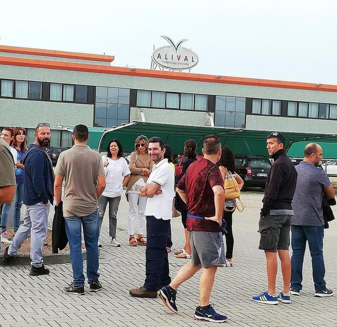Sciopero all’Alival: in ansia tredici operai 