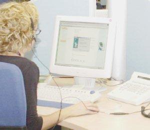 Operatori di computer (foto d’archivio)
