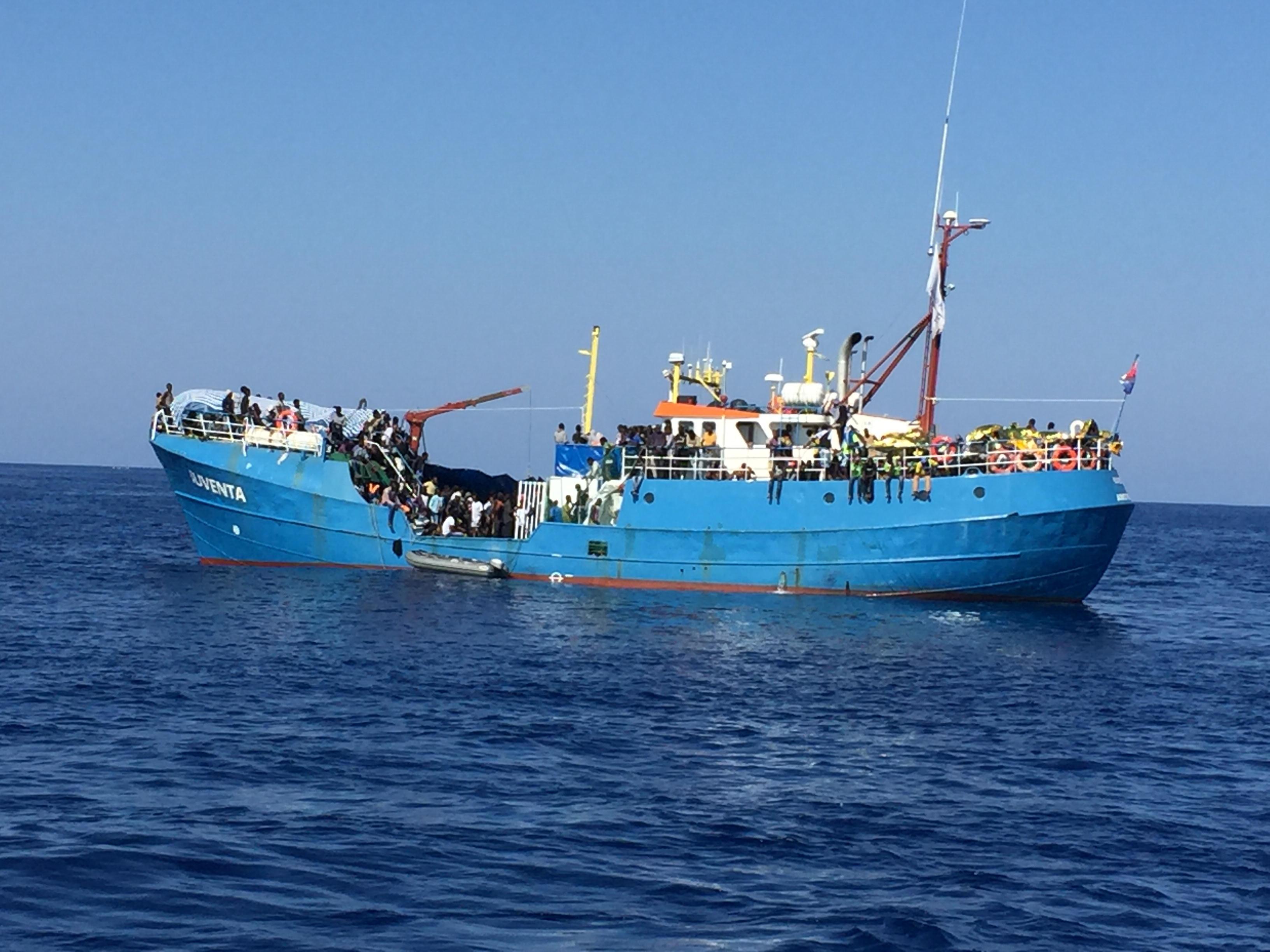 Migranti, ipocrisia al potere