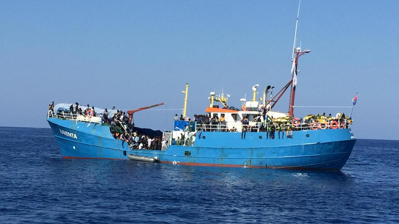 Migranti, ipocrisia al potere