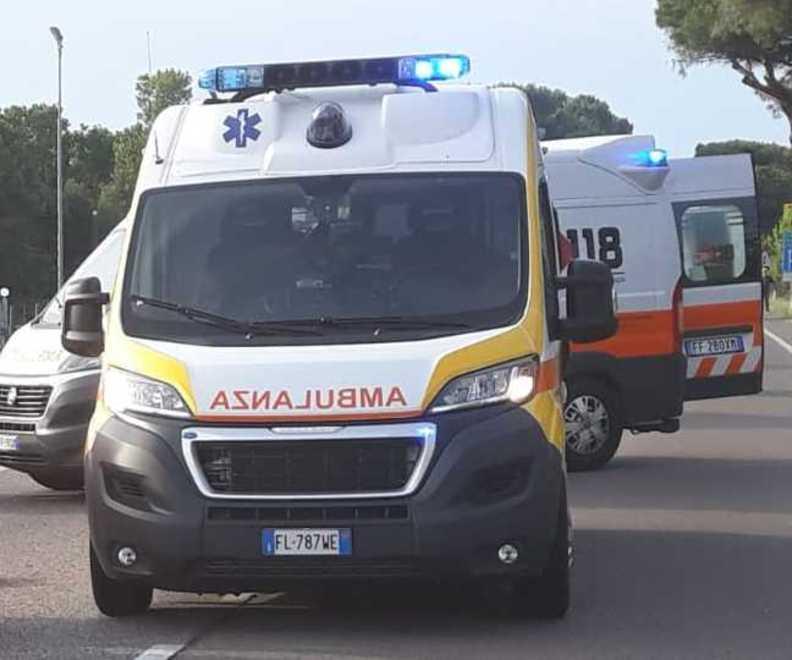 San Cesario. Infermiere soccorre feriti in un incidente. Offeso dai passanti