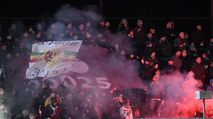 Granata, esordio in notturna Domenica sera c’è il Novara