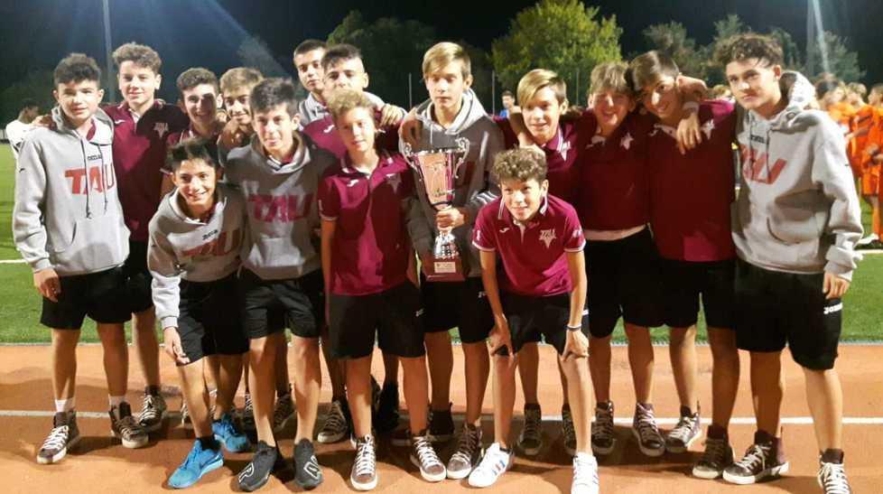 Fiorentina, vittoria per Astori I ragazzi del Tau Calcio sul terzo gradino del podio 